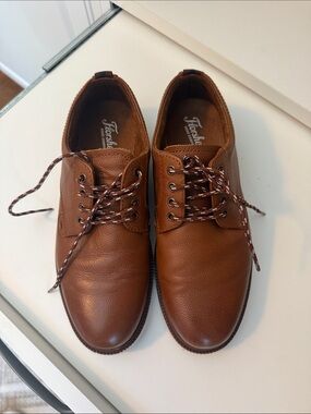 Florsheim Tan Pebbled Leather Kids Lace-Up Dress Shoes